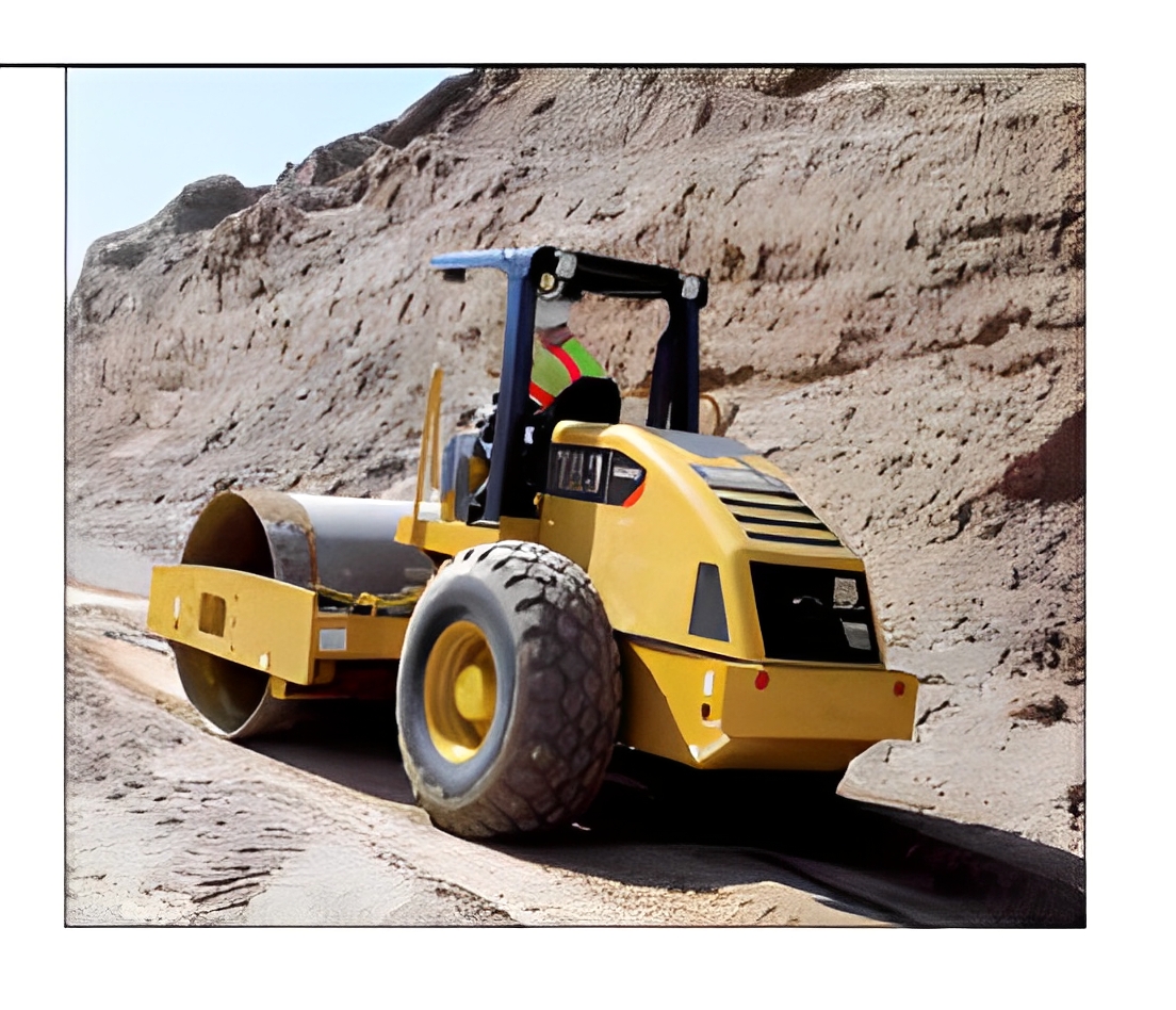 Rouleau compacteur cylindre monobille vm3 13 tonnes_3