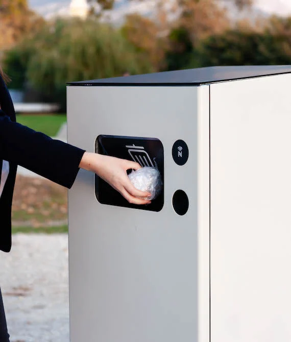 Corbeille connectée à compactage_3