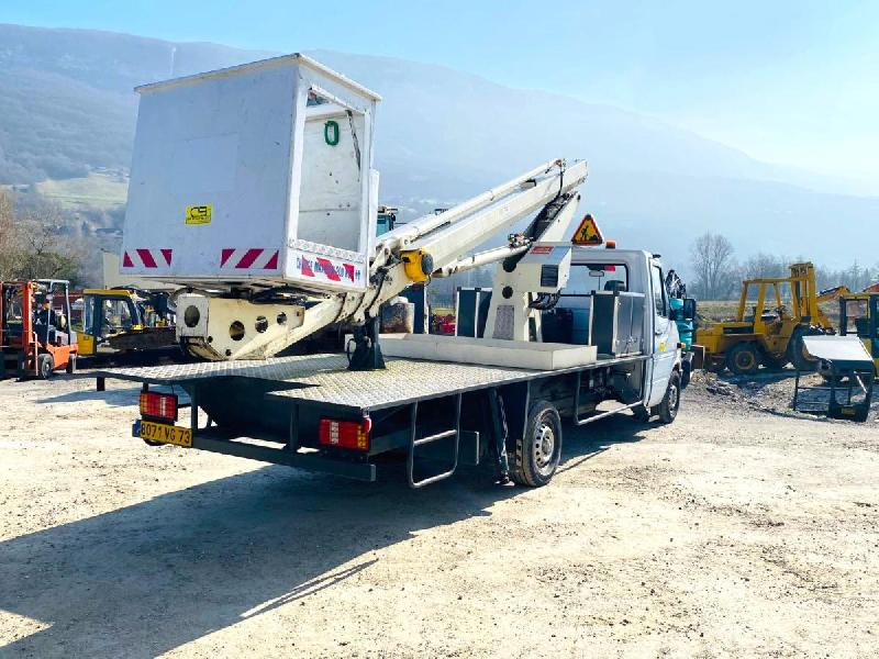 MERCEDES camion nacelle sprinter 208 d 30n (net de tva)_3