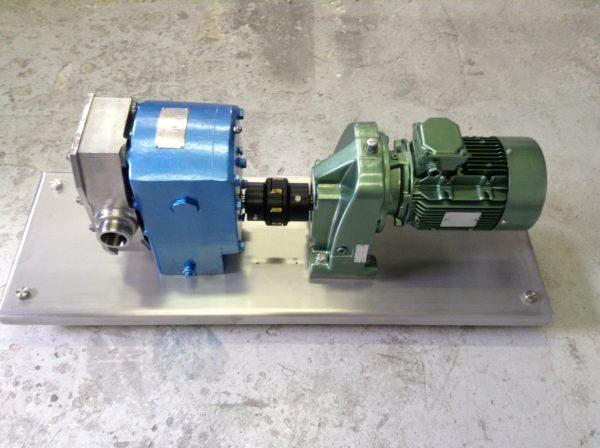 Pompe à lobes Crepaco - 1410 tr/mn - 2.2 kW - Rotor excentré & Lobe_3