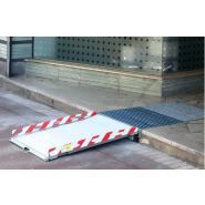 Rampe d'accès escamotable, frontale pour pmr avec tapis intégré,  hauteur de franchissement de 9 à 18 cm - urb accède 900_3