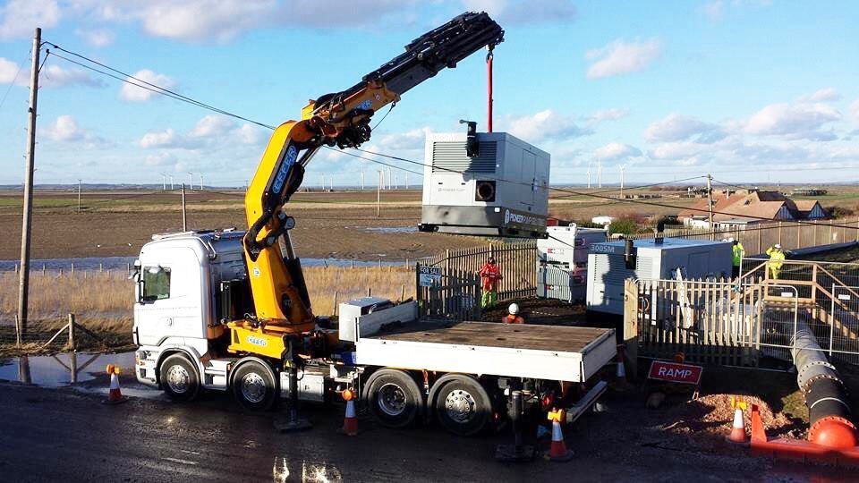 Grue auxiliaire BIG 1405 - Effer - pression 370 bar avec système de contrôle électronique PROGRESS_3