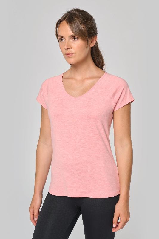T-shirt de sport écoresponsable femme - PROACT - Réf: PA4020 - 88% polyester recyclé et 12% élasthanne - Coupe slim et encolure en V_3