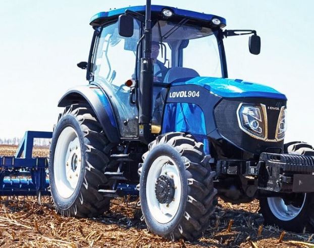 Tracteur avec élévateur de tirage et vérins d'assistance