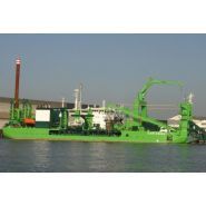 CBW-F Grues de Bord - Liebherr - Conception Spéciale, Forme en C, Pour Navires de Transport_3