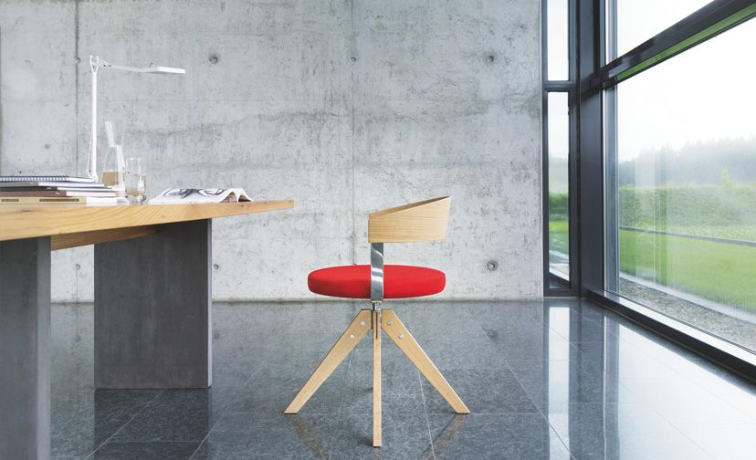 G 125 - chaise de bureau pivotante en bois - Girsberger France - design Mathias Seiler_3