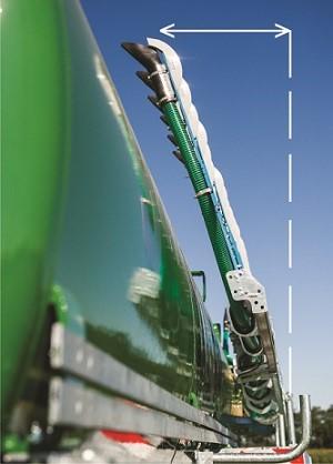 Enfouisseur de lisier à patins avec système de relevage 3/4 points