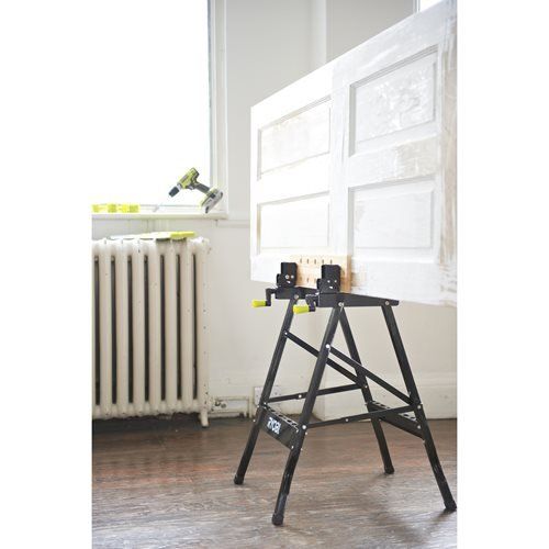 Établi pliable Ryobi France - table en bambou, étau orientable 90° - dimensions 605 x 120 x 180 mm - réf. 5133001779_3