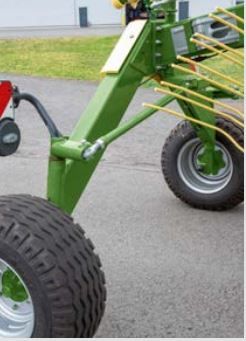 Swadro TS 970 - Andaineur trois rotors Krone - largeur de travail 9,70 m - rendement 10 ha/h_3