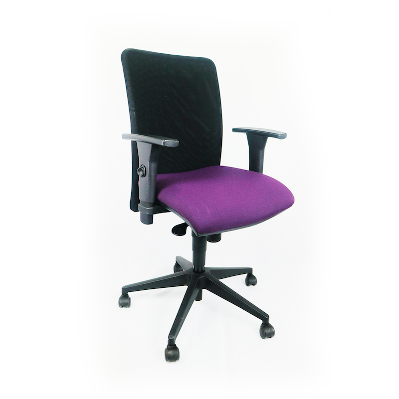 Fauteuil de bureau ergonomique coloré d'occasion - dossier résille noire - mécanisme basculant centré - cambrure lombaire marquée_3