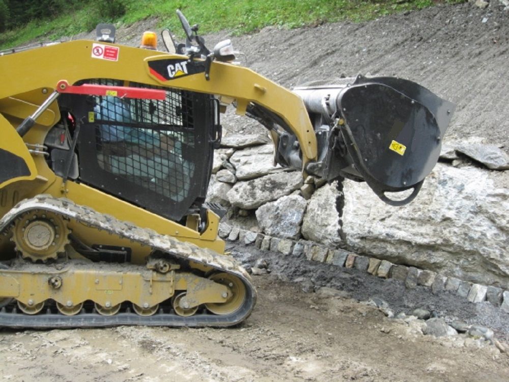 Godet malaxeur à déversement central_4