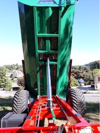 Feline 9 benne agricole montagne - deguillaume sa - volume optimisé_3