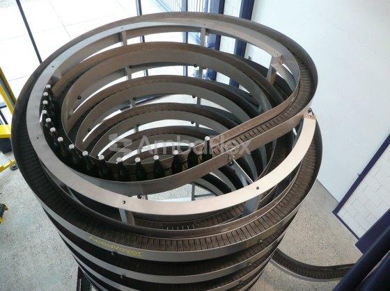 Accuveyor AVS - accumulateur compact à moyenne pression pour temporisation et accumulation_3