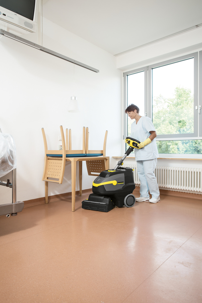 Autolaveuse compacte BR 35/12 C Bp Pack - tête de brossage articulée, mode eco! efficiency, 35 kg_3