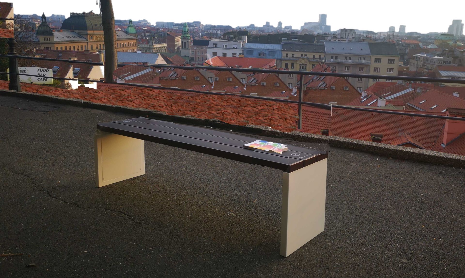 Banc urbain connecté nouvelle génération, alimenté par l'énergie solaire - STEORA_3