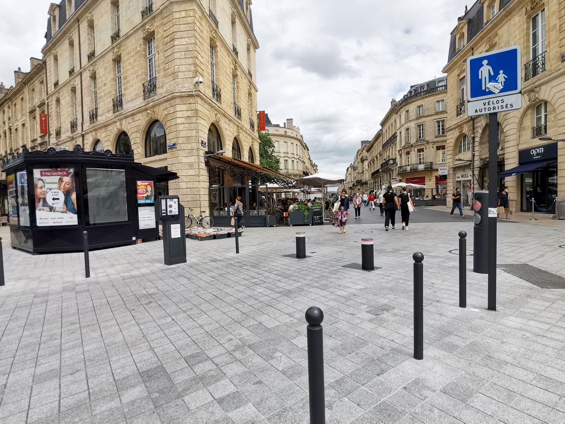 Borne escamotable à motorisation électrique conçue et brevetée par BES - CITECO_3