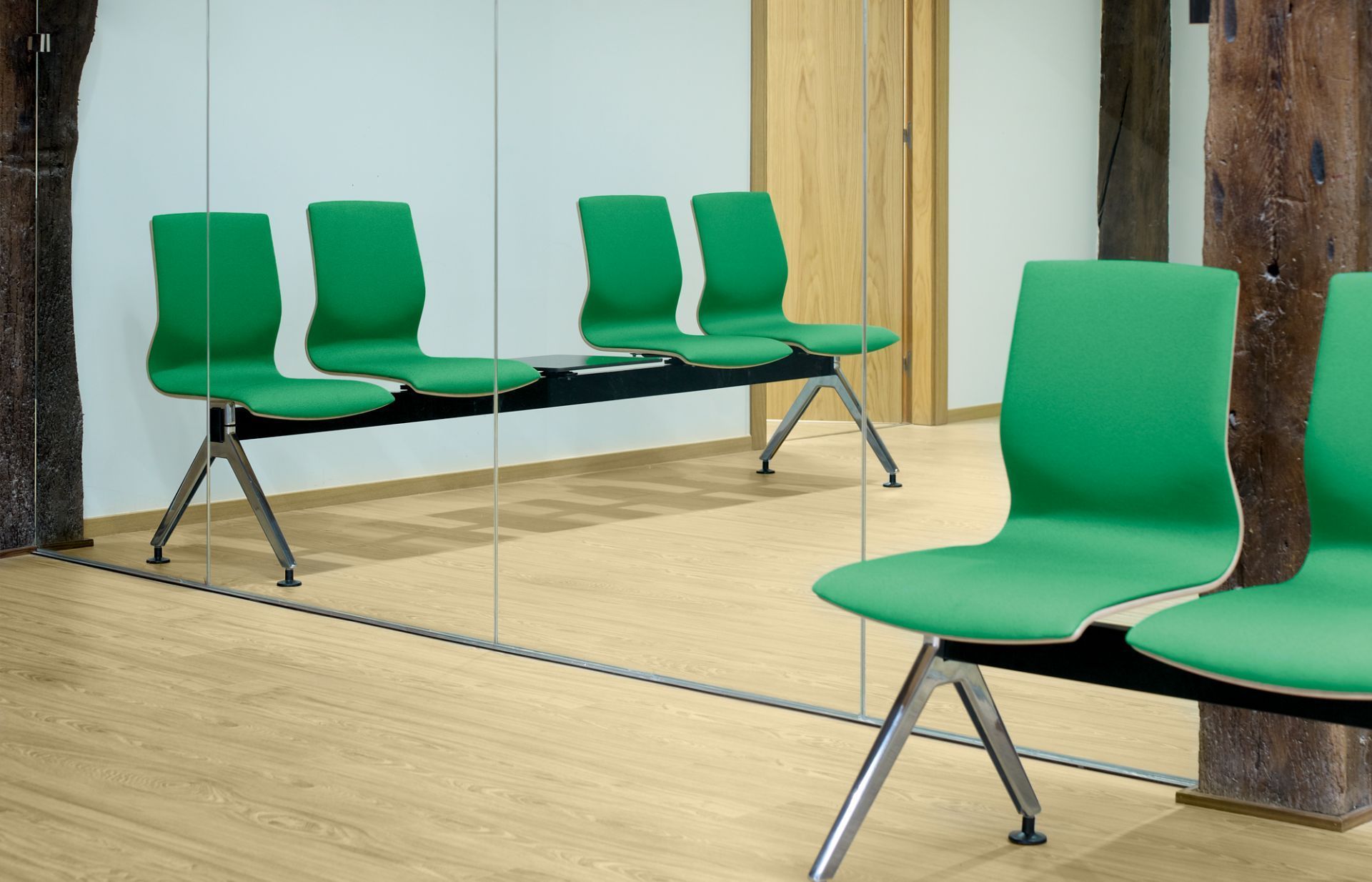 CUERVA - Siège bois sur poutre avec piètement métallique et options personnalisables_3