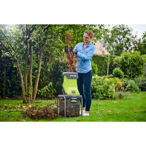 Broyeur de végétaux Ryobi - 2500 W - moteur puissant avec plateau porte-couteaux et bac de ramassage 40 L_3