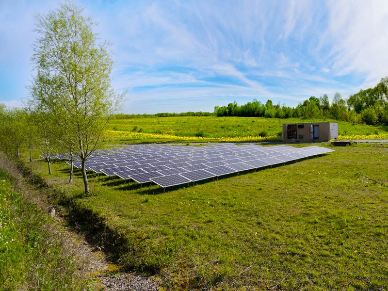 Centrales photovoltaïques au sol à partir de 1 000 m² idéal pour le secteur industriel, agricole_3