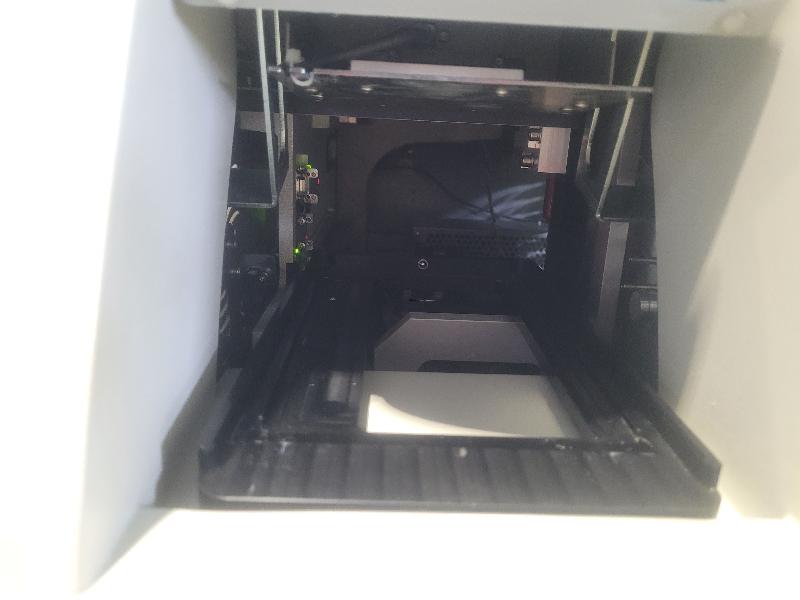 Automate biomerieux tempo reader + filler_3