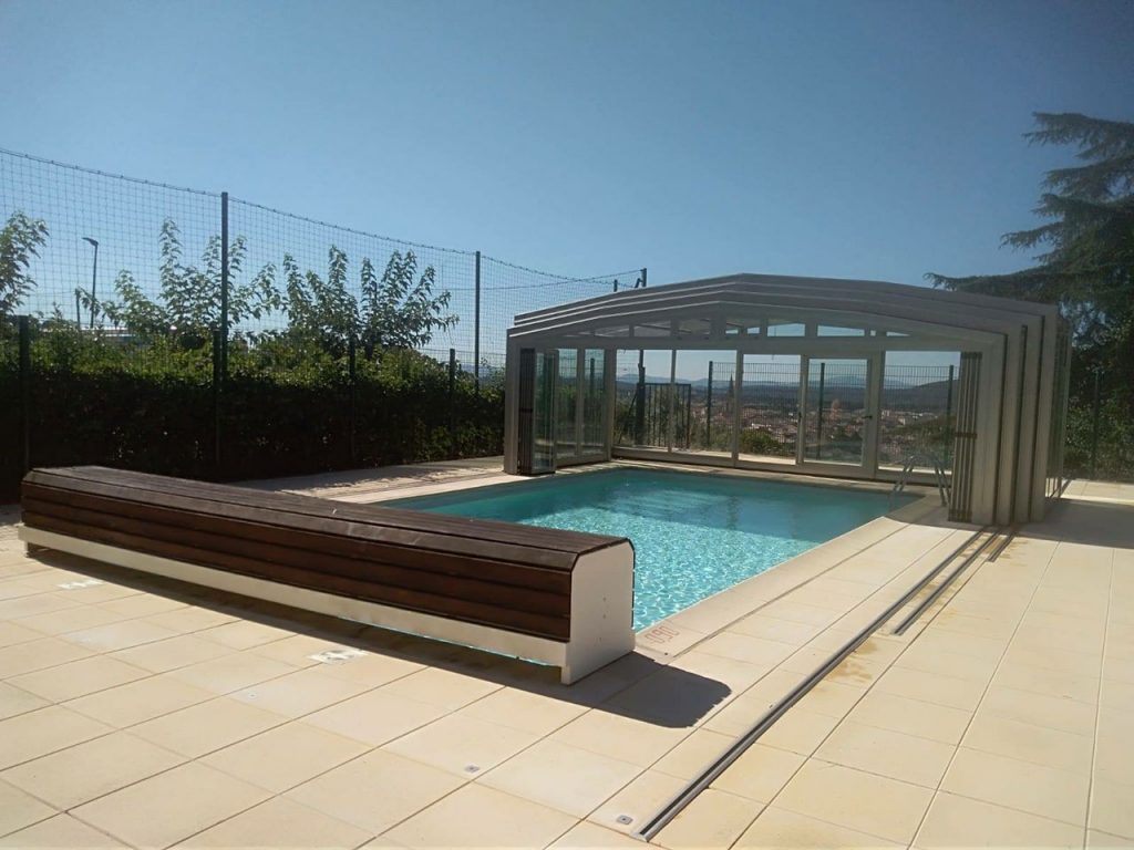 Abri piscine haut Sirius - forme angulaire, esprit véranda, entièrement découvrable, options personnalisables_3