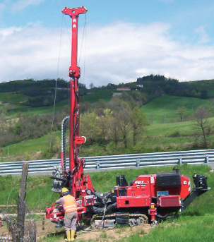 Foreuse de 7 500 kg avec tête puissante
