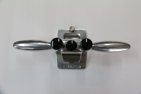 Appareil CSR 4100 pour attendrir la viande facilement