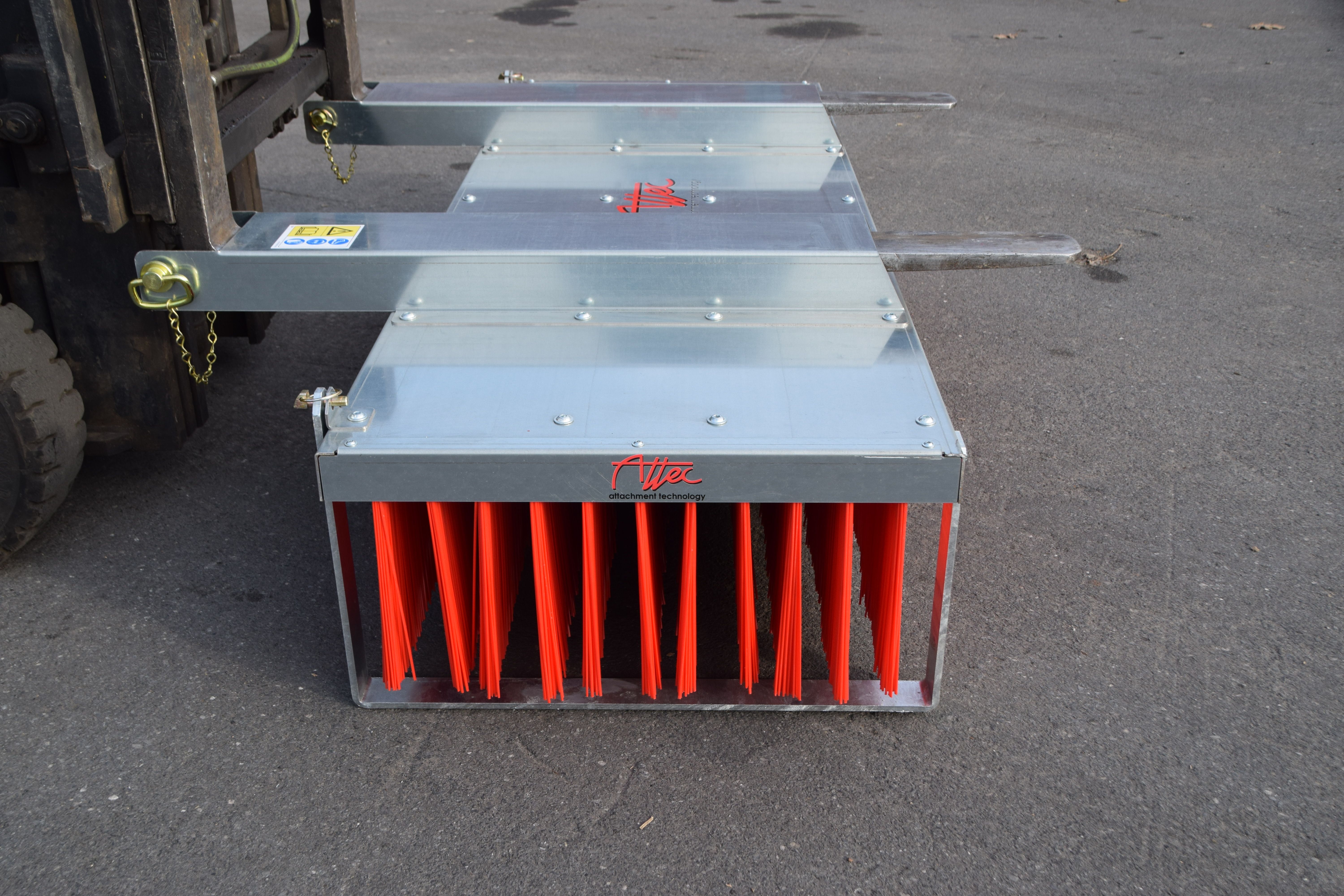 Balai pousseur - attec - les brosses avec une durée de vie de 800km_3