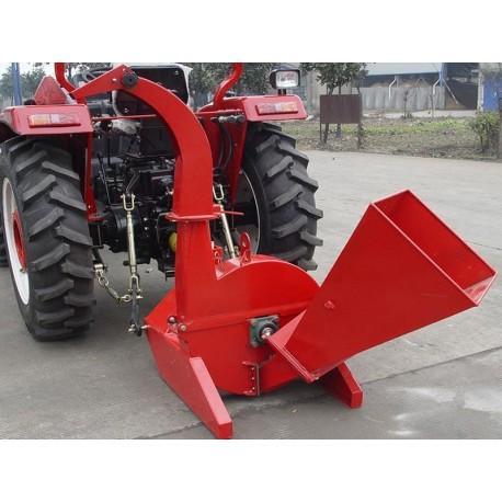 Broyeur à branches avec trémie d'entrée pliable et réhausse amovible