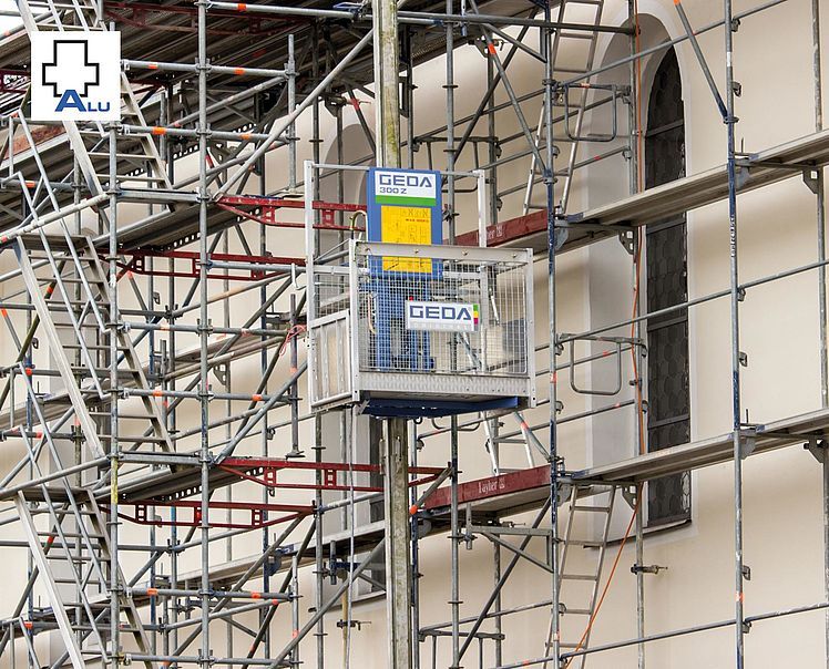 Plateforme de levage GEDA 300 Z pour échafaudages et matériaux de construction