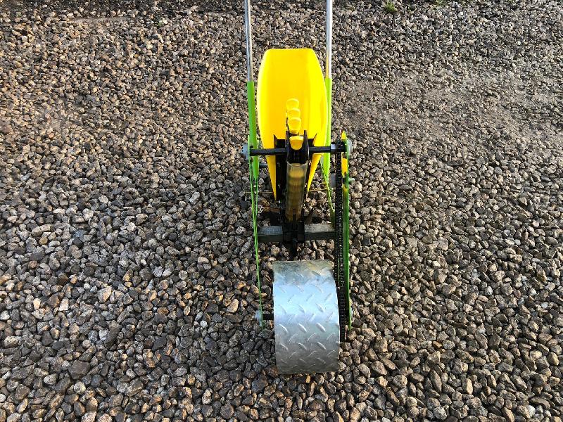 Planteuse maraichère / légumière NC bulbilles EM 1 rang manuelle - En occasion_3