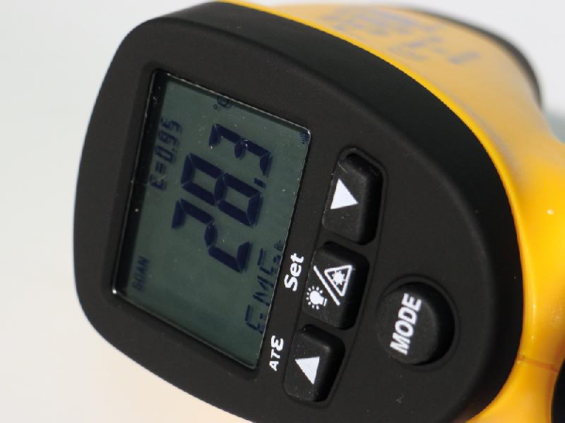FI625TI | Thermomètre infrarouge -50°C à 700°C, avec entrée pour thermocouple K, visée LASER_3