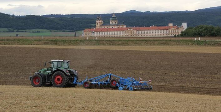 Karat - Cultivateur agricole Lemken GmbH - Largeur de travail 300 à 400 cm - Usage intensif et polyvalent_3