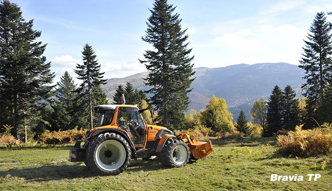 Broyeur forestier Noremat Bravia TP conçu pour contourner les obstacles