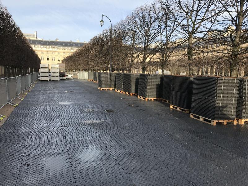 Location de plaques de protection de sols et répartition de charge en plastique pour engins, véhicules et piétons - REMOPLA_3
