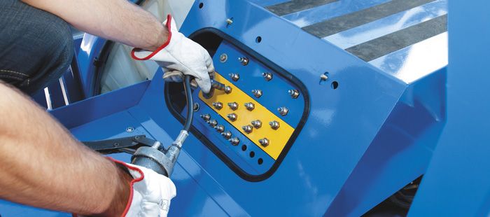 Cabine confortable et sécurisée de la Braud 9090X Olive