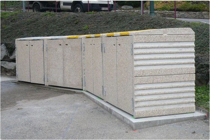 Abris poubelle en béton optimisé pour le tri-sélectif et la gestion centralisée