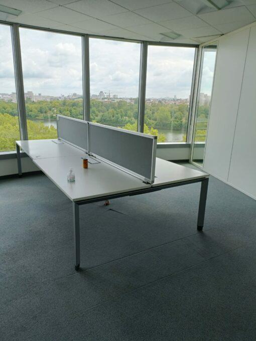 Bureau Bench 4 positions - Steelcase d'occasion - cloisons séparatrices - 320x164x74 cm - collaboration et intimité_3
