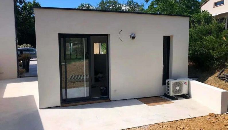 Conteneur aménagé sur mesure selon vos besoins, que ce soit pour des bureaux, des espaces commerciaux ou des installations résidentielles uniques - Pyxis Conteneur_3