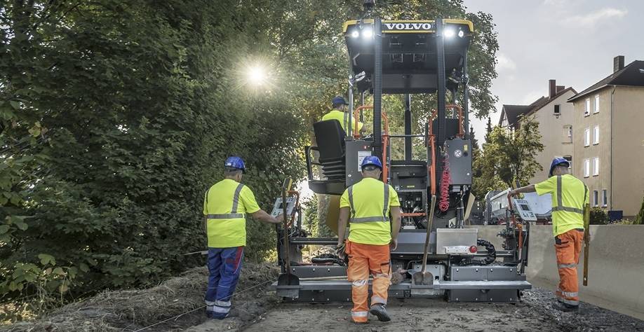 P2820D ABG FINISSEURS SUR CHENILLES ABG VOLVO 1,5 M / 55 KW_3