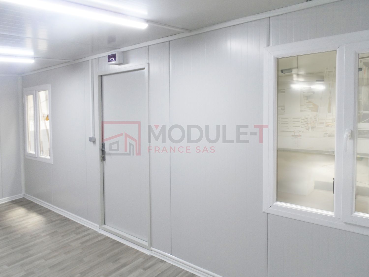 Bungalow bureau de chantier avec WC - Livraison en kit ou prémonté_4