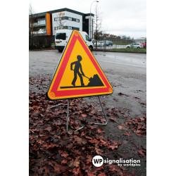 Panneau Triflash AK - Signalisation temporaire lumineuse pour chantiers et zones de travaux_3