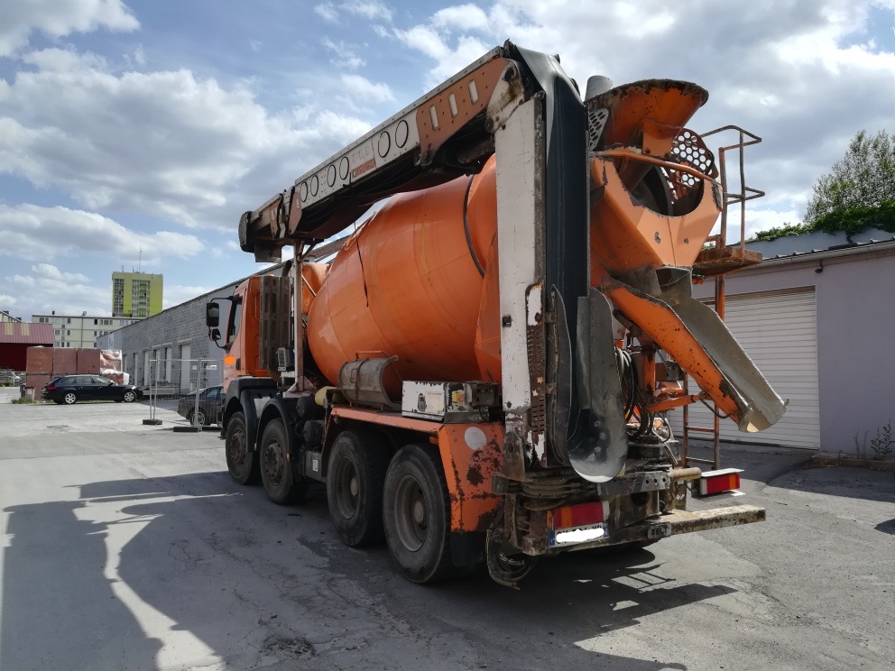 Camion malaxeur Renault modèle Kerax 2006