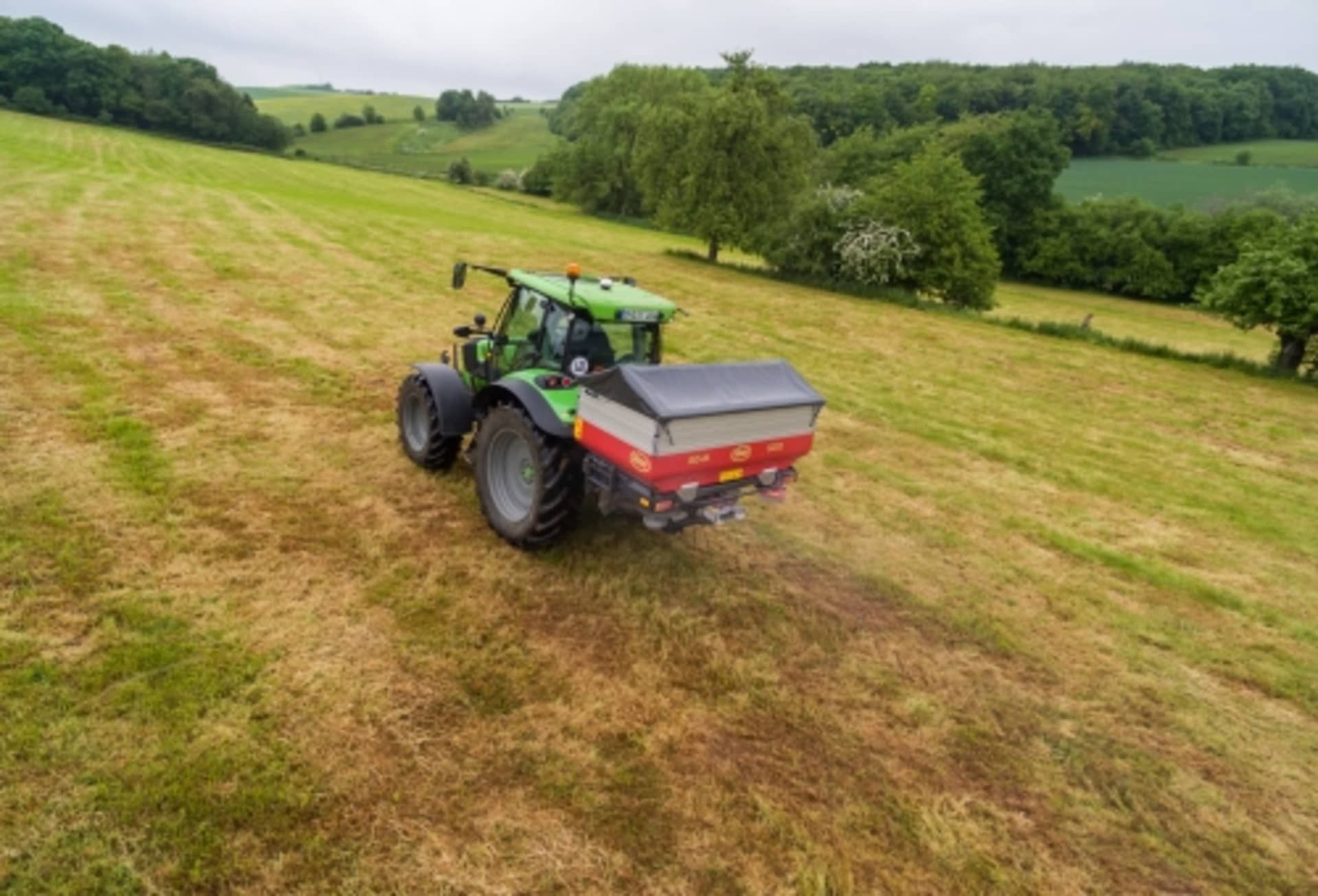 Rotaflow ro-m geospread® distributeurs d'engrais - vicon - capacité 1100 à 2450 l_3