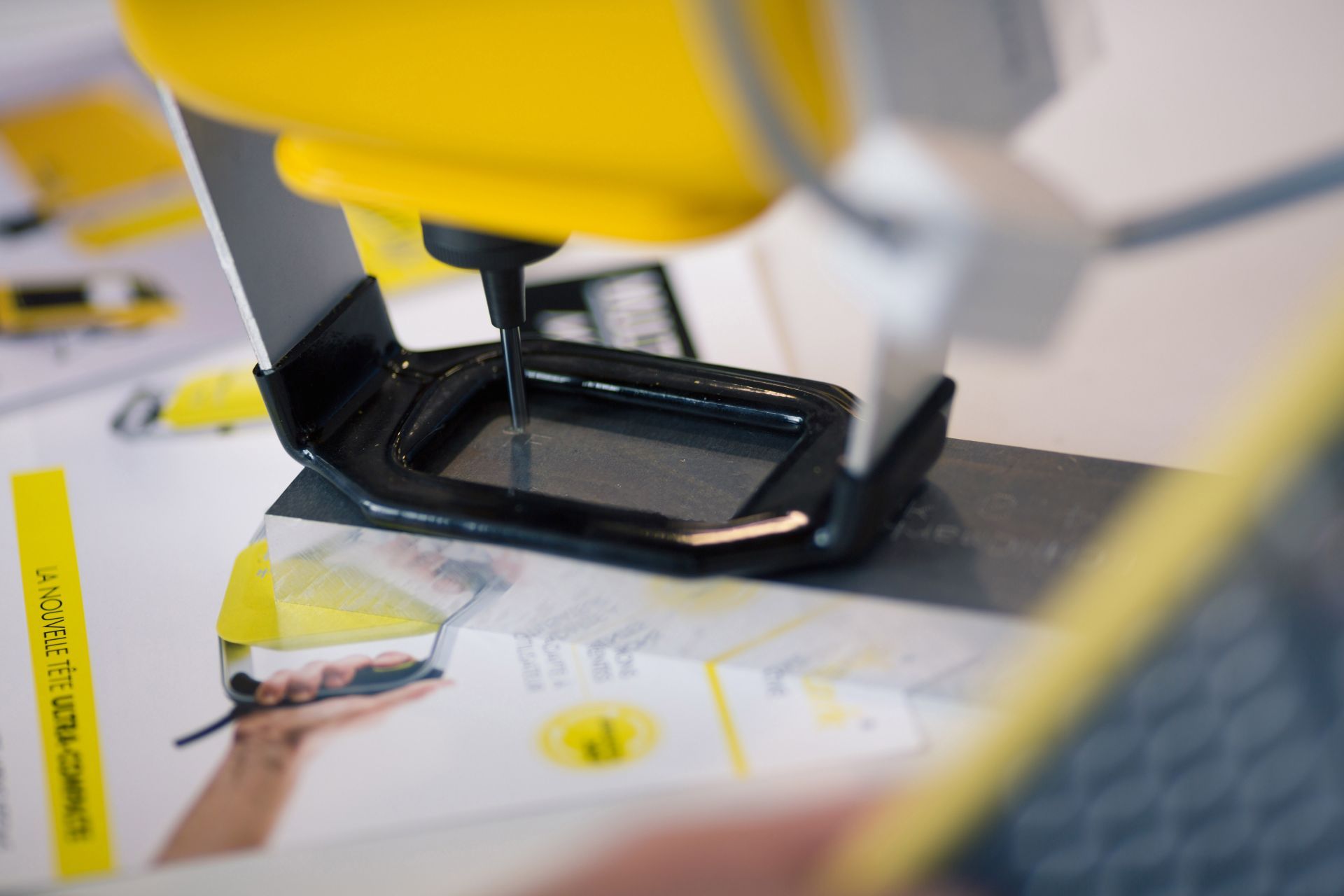 Mini machine de marquage par micro-percurssion_3