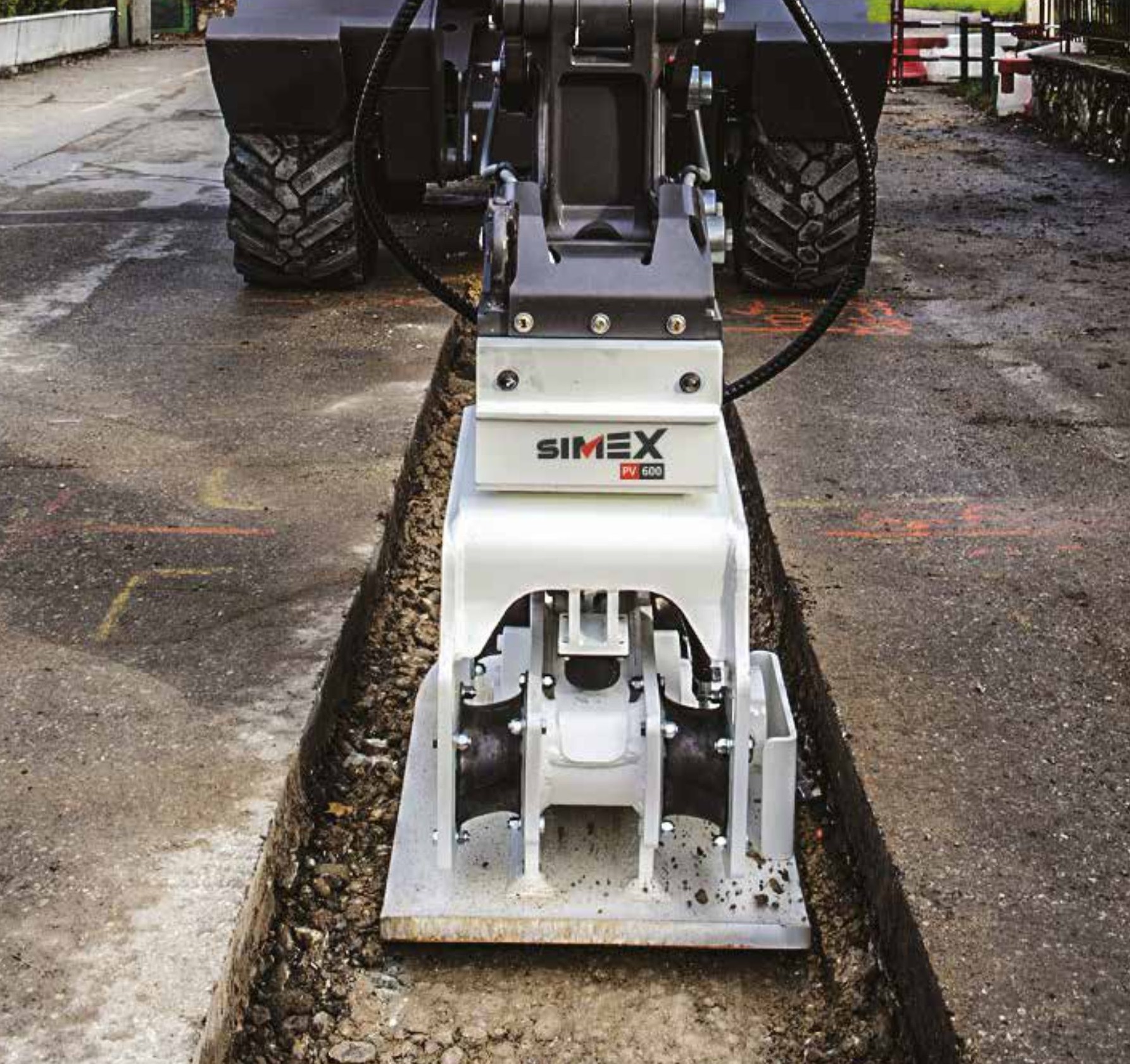 Plaque vibrante pour un fond de fouille solide, homogène et bien compacté - Force de compactage 68 kN - PV 700_3