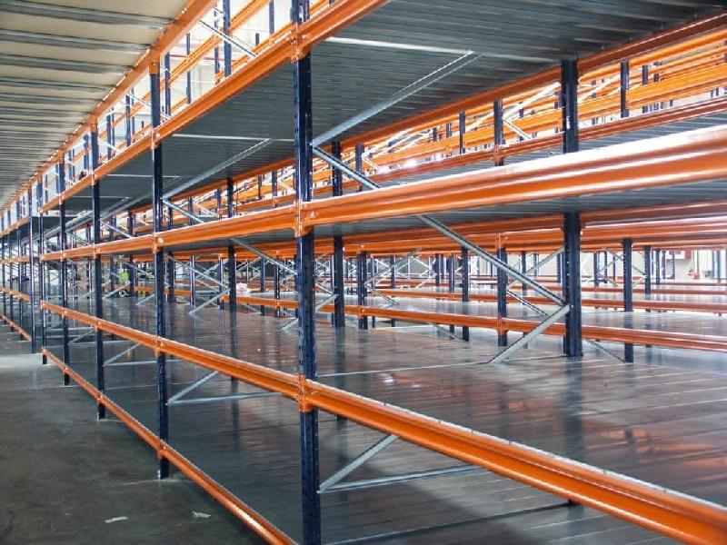 Passerelle industrielle à base de rayonnage semi-lourd - optimisation de l'espace et grande capacité de charge_3