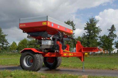 Rotaflow RO-EDW GEOSPREAD® - Distributeur d'engrais Vicon - Capacité 2550 à 3900 L - Technologie ISOBUS et pesée précise_3