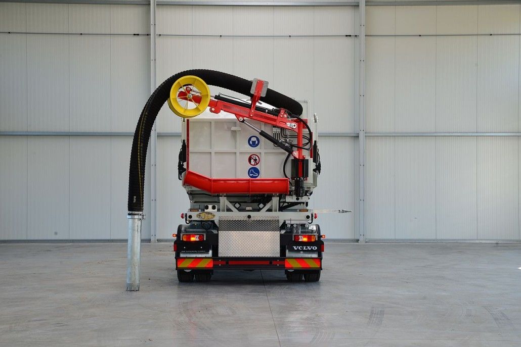 Dinocity Camions Aspirateurs - MTS - 4,5 m³/min avec Système de Filtration Cyclonique et Nettoyage Automatique_3