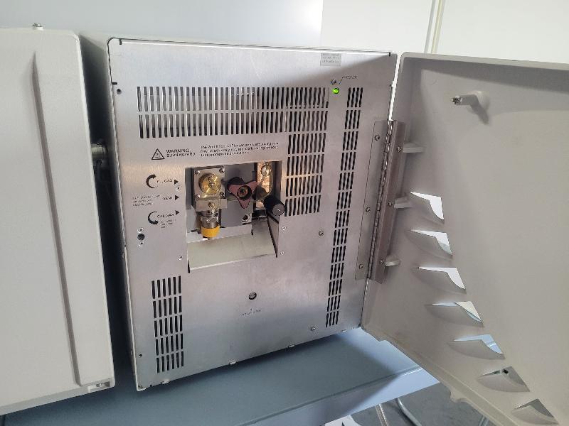 Chromatographe en Phase Gazeuse Varian 4000 GC/MS/MS_3